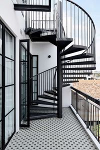 <span class=keywords><strong>Escalier</strong></span> en spirale en acier sur mesure avec tube rond, conception d'<span class=keywords><strong>escalier</strong></span> extérieur pour <span class=keywords><strong>maison</strong></span> - Product Image 3