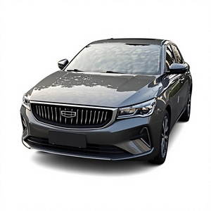 Entrega Rápida Emgrand 2023-2026 Versión Básica 1.5L Transmisión Automática Emisión Euro VI Volante a la Izquierda Asientos de Cuero - Product Image 1