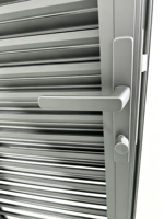 Porte de maison antirouille avec cadre entièrement en aluminium et persiennes en aluminium réglables