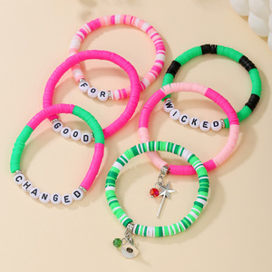 Conjunto de Pulseras de Arcilla Polimérica con Colgante de Sombrero y Varita, Joyería de Cuentas para Mujer, Regalo Primavera 2025, Origen Yiwu - Product Image 3