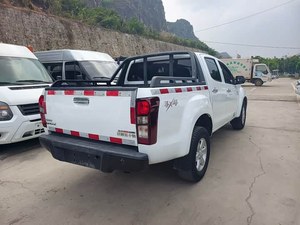Isuzu <span class=keywords><strong>D</strong></span>-MAX 2.5T <span class=keywords><strong>4x4</strong></span> Manuelle Base 2015, Moteur 4JK1, Véhicule <span class=keywords><strong>d</strong></span>'<span class=keywords><strong>occasion</strong></span> à grande vitesse avec intérieur clair, Traction avant - Product Image 6