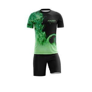 Uniforme de football par sublimation en vente, service OEM, très demandé / Uniforme de football à impression par transfert thermique, dernier design - Product Image 6