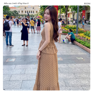 ชุดเดรสลำลองฤดูร้อนสำหรับผู้หญิง ดีไซน์หรูหรา แขนกุด ลายจุด ความยาวปานกลางถึงยาว  คอวี ติดกระดุมด้านหน้า ทรงเปปลัมแบบมีระบาย - Product Image 3