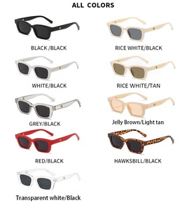 Gafas de Sol Unisex Vintage de Marco Pequeño, Rectangulares, Estilo Ojo de Gato, Lentes de PC con Protección UV400 para Uso Diario y Viajes - Product Image 6