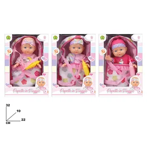Poupée Bébé Pupetto en Voyage 30 cm en plastique avec porte-bébé et accessoires pour jeu de rôle pour filles de 4 à 6 ans - Product Image 1