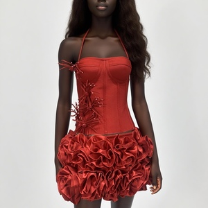 ชุดเดรสออกงาน 2 ชิ้น แฟชั่นใหม่ล่าสุดสำหรับผู้หญิง เสื้อสายเดี่ยวลายดอกไม้ผ้าสแปนเด็กซ์ พร้อมกระโปรงระบาย - Product Image 5