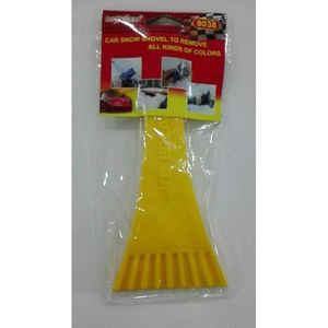 Pala para nieve de coche, raspador de hielo de plástico amarillo para uso en vehículos en invierno - Product Image 1