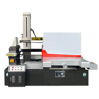 Machine de découpe de fil EDM CNC Dk7780 personnalisable avec composants de moteur à engrenages