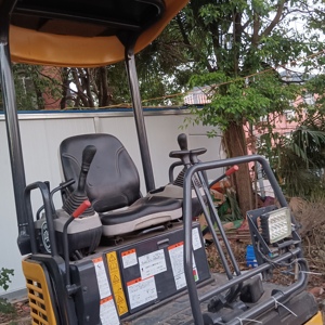 Used Komatsu PC18MR 1.8 Ton Mini Hydraulic Excavator Japan Brand Construction <b>Machinery</b> with Core Components Motor and Gear - Product Image 6
