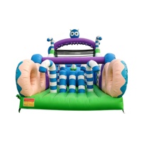 Parcours d'obstacles gonflable commercial Candy Monster avec toboggan pour location, aire de jeux gonflable sur le thème des beignets pour événements et fêtes d'enfants