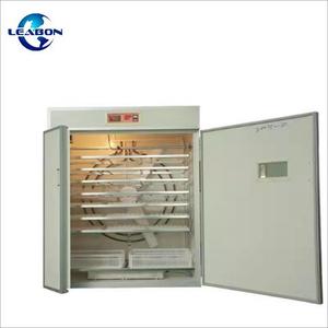 Máquina Incubadora Automática para Ovos de Galinha com Capacidade para <span class=keywords><strong>2500</strong></span> Ovos à Venda - Product Image 1
