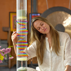 Cuenco Cantador de Cristal de Colores SUCCESS - Cristal Puro 99.99% Herramienta de Sanación por Sonido y Meditación con Bolsa de Transporte - Product Image 1