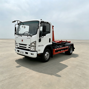 Camion benne à benne basculante Qingling avec moteur Isuzu 4KB1, économique en carburant, boîte manuelle 5 vitesses, bras hydraulique amovible pour déchets - Product Image 1