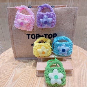 กระเป๋าใส่เหรียญ<span class=keywords><strong>ถัก</strong></span>ลายหมีนุ่มพิเศษทำด้วยมือหูฟังบลูทูธขนาดเล็กน่ารักฝาครอบป้องกัน<span class=keywords><strong>พวง</strong></span><span class=keywords><strong>กุญแจ</strong></span>ขนาดเล็กจี้ขายส่ง - Product Image 2