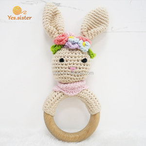 Mode chaude En Bois de Hêtre <span class=keywords><strong>Anneau</strong></span> <span class=keywords><strong>Crochet</strong></span> Lapin <span class=keywords><strong>Hochet</strong></span> <span class=keywords><strong>Anneau</strong></span> De Dentition Jouet - Product Image 4