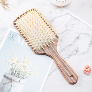 Brosse à cheveux en plastique rectangulaire avec coussin massant pour le soin des cheveux - Product Image 1