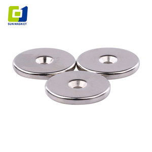แม่เหล็กแม่เหล็ก25X5มม. แผ่นดิสก์นีโอดิเมียมมีรูหัวแบบ countersunk แม่เหล็กที่แข็งแรงถาวรที่หายากพร้อมสกรู6ตัว - Product Image 1