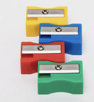 Taille-crayon manuel multicolore, lames durables en plastique et en acier, couleur personnalisée, taille-crayon pour étudiants, vente en gros