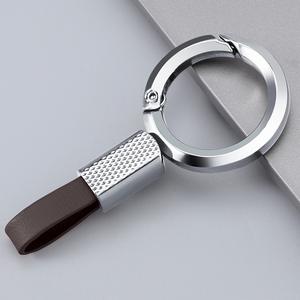 Llavero de Coche Personalizado al por Mayor de Aleación de Zinc con Gancho de Cuero - Product Image 1