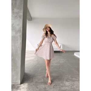 Vestido de fiesta casual con estampado floral y hombros descubiertos de Madonna, corte acampanado, cintura natural, tejido transpirable - Product Image 3