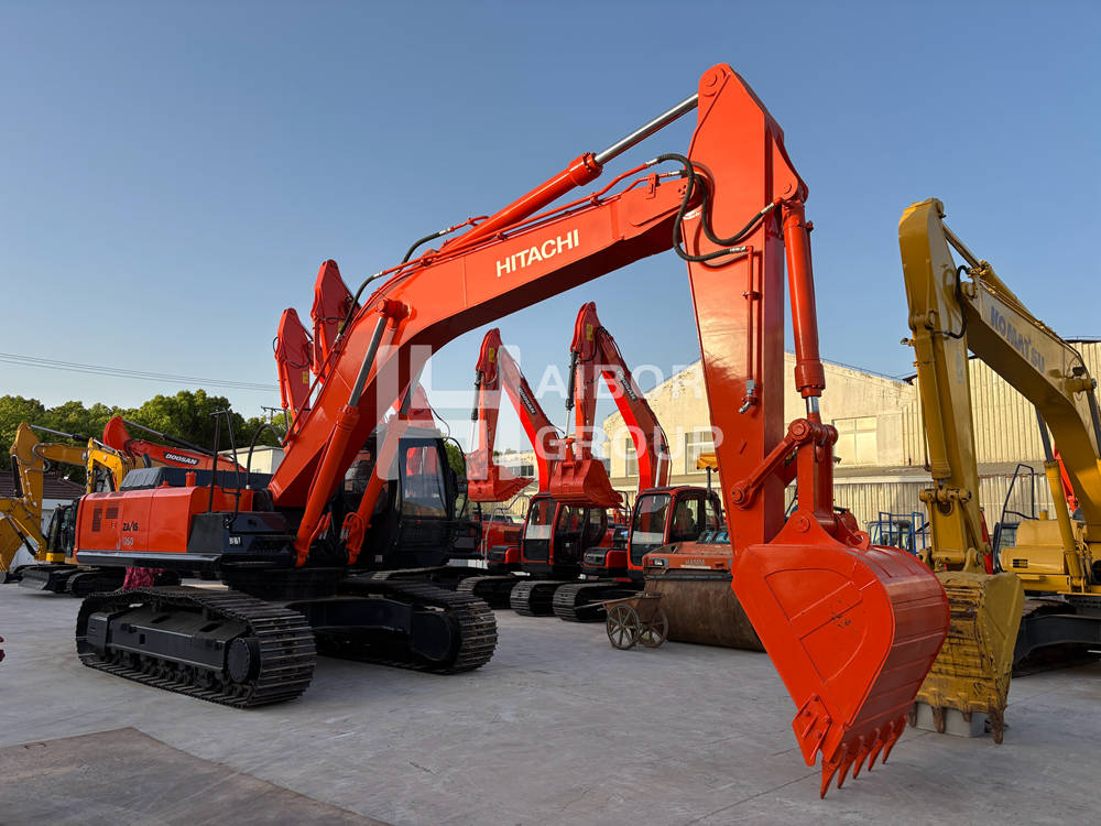 Japan Hitachi- Zx350 35 Ton Crawler Excavators Used Hitachi- Heavy