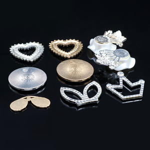 ชุดเครื่องประดับหรูหราโลหะมีเสน่ห์ดีไซน์เนอร์แบรนด์เล็บโทรศัพท์เครื่องประดับที่มีเสน่ห์อุปกรณ์ตกแต่ง - Product Image 3