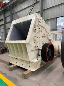 Trituradora de Carbón a Precio de Fábrica, Trituradora de Impacto 1214 1315 para Minería de Minerales, para Trabajos de Cantera, Gran Venta en Pakistán - Product Image 3