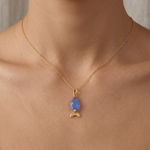 Nouvel Arrivage Collier avec Pendentif Poisson en Quartz Calcaïdonie, Queue de Sirène, Plaqué Or 18 carats, Pierre Précieuse Taillée Poire, Chaîne en Laiton - Product Image 2
