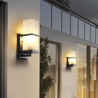 Applique murale LED extérieure moderne avec diffuseur acrylique, étanche, en aluminium, blanc chaud 3500K, garantie 2 ans, pour villa, balcon, jardin, allée