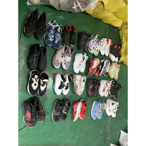 Chaussures de sport mixtes synthétiques respirantes d'occasion de marque originale pour hommes, style basketball, vente en gros en vrac - Product Image 3