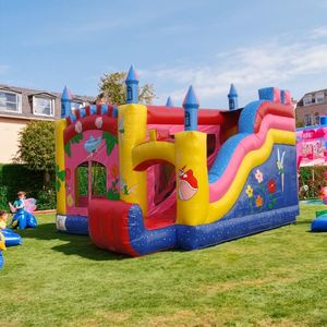 Castillo Inflable Comercial de PVC para Niños, Parque de Saltos Inflable de 5m X 5m X 4.5m, Fácil de Instalar, <span class=keywords><strong>Alquiler</strong></span> para Fiestas al Aire Libre - Product Image 1