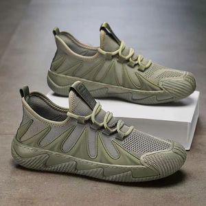 Zapatillas Deportivas para Hombre 2026, Estilo Skateboard, para Caminar, Anime, Running, Casuales, de Moda, con Plataforma para Aumentar la Altura - Product Image 1