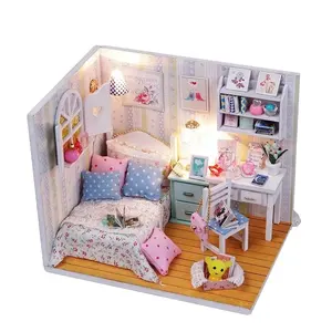 Hoge Kwaliteit 3d Diy Schattige Kids Mini Speelgoed Houten Poppenhuis