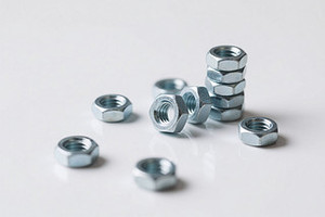 ถั่วชุบสังกะสีแบบกล่องสแตนเลสสตีล DIN 985ถั่วแบบต่างๆ - Product Image 3