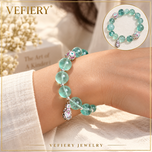 สร้อยข้อมือลูกปัดทรงกลมสีเขียวฟลูออไรต์พร้อมลูกปัดตกแต่งโทนสีเงิน - Product Image 2