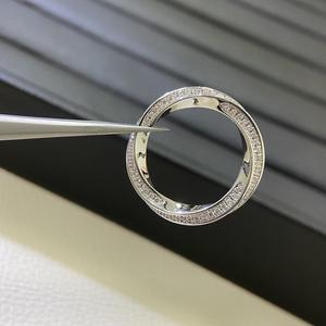 Bague de couple torsadée en pierre naturelle avec incrustation de fleur, design de niche, simple et élégante, alliance tendance - Product Image 6