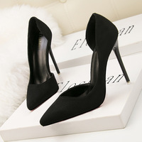 Fournisseur d'usine Chaussures à talons hauts à bout pointu pour femmes Chaussures Dernier design Chaussures à talons hauts couleur chair pour filles