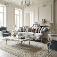 Lit capitonné Versailles Majestic en feuille d'or |   Meubles classiques français de luxe - EKAR FURNITURE