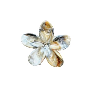 Nuova Molletta per <span class=keywords><strong>Capelli</strong></span> in Resina Plastica con Motivo Marmoreo e Fiore di Frangipani, Elegante Unisex per Uso Quotidiano, Ecologica, 8cm - Product Image 5