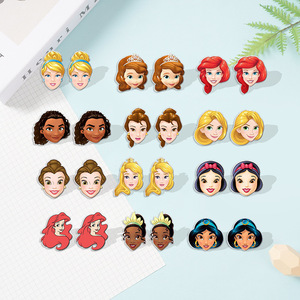 Pendientes personalizados bonitos dibujos animados princesa <span class=keywords><strong>Ariel</strong></span> Cenicienta pendientes Anime tema Fiesta Decoración Accesorios pendientes al por mayor - Product Image 1
