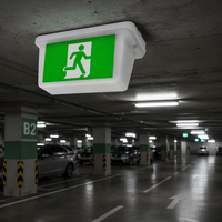Signalisation lumineuse d'issue d'urgence 2W rechargeable, autonomie 3 heures, étanche IP65, corps en PC pour supermarché et magasin de proximité