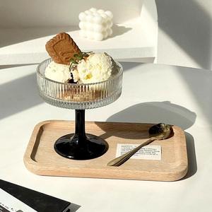 Tasses à dessert en <span class=keywords><strong>verre</strong></span> <span class=keywords><strong>vintage</strong></span> de 200ml pour restaurant Coupe à <span class=keywords><strong>milkshake</strong></span> réutilisable à rayures verticales <span class=keywords><strong>Verre</strong></span> à crème glacée - Product Image 4