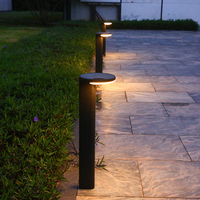 Lumière solaire en aluminium IP65 de borne de conception nouvelle et unique pour l'éclairage extérieur de jardin