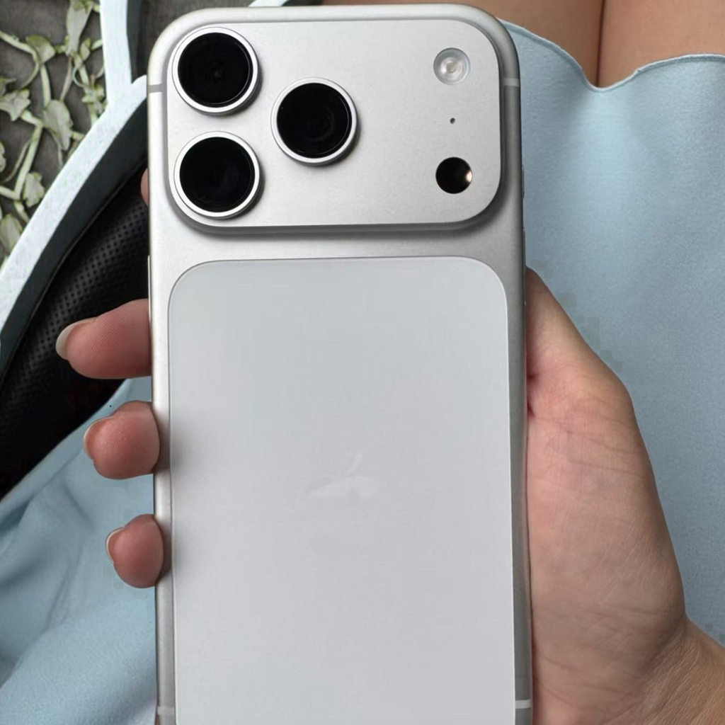 iphone xr modified to 17 pro max phone