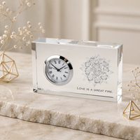 Horloge de table en cristal gravée au laser personnalisée, horloge de bureau rectangulaire polie, souvenir de mariage floral, cadeau