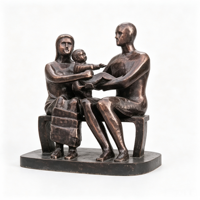Sculpture de Famille de Trois Personnes en Résine Faite à la Main, Statue de Banc, OEM ODM, Taille et Couleur Personnalisées, Figurine 3D, Décoration pour la Maison, le Bureau, le Jardin, l'Exposition