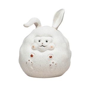 Adorno de mascota de té Zisha: Oveja de nieve y conejo de nieve hechos a mano, accesorio para ceremonia del té, arte coleccionable - Product Image 5