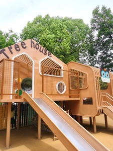 Estructura de Juego para Jardín al Aire Libre Personalizada, Equipo de Juego con Temática de Casa de Árbol, Detalles Acabados a Mano, Metales Antioxidantes y Anticorrosivos - Product Image 1