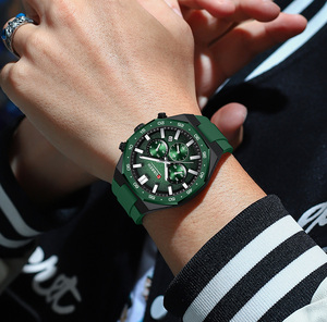 Reloj de Pulsera CURREN 8489 Nuevo de Lujo para Hombre, Cronógrafo Deportivo, Resistente al Agua, Luminoso, Casual, de Cuarzo, con Correa de Silicona - Product Image 3