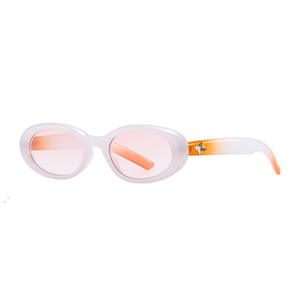 Lunettes de soleil rondes classiques rétro, monture noire en PC, protection UV400, unisexe, tendance, type 3, transmission - Product Image 5